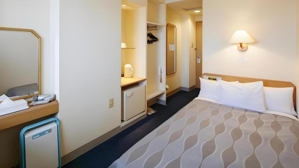 Hotel Roco Inn Matsuyama Naha Buitenkant foto
