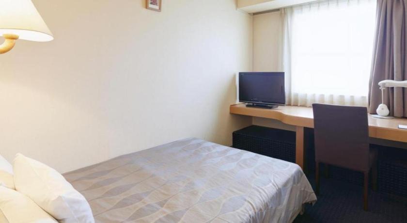 Hotel Roco Inn Matsuyama Naha Buitenkant foto