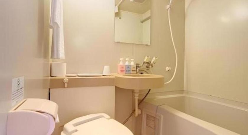 Hotel Roco Inn Matsuyama Naha Buitenkant foto
